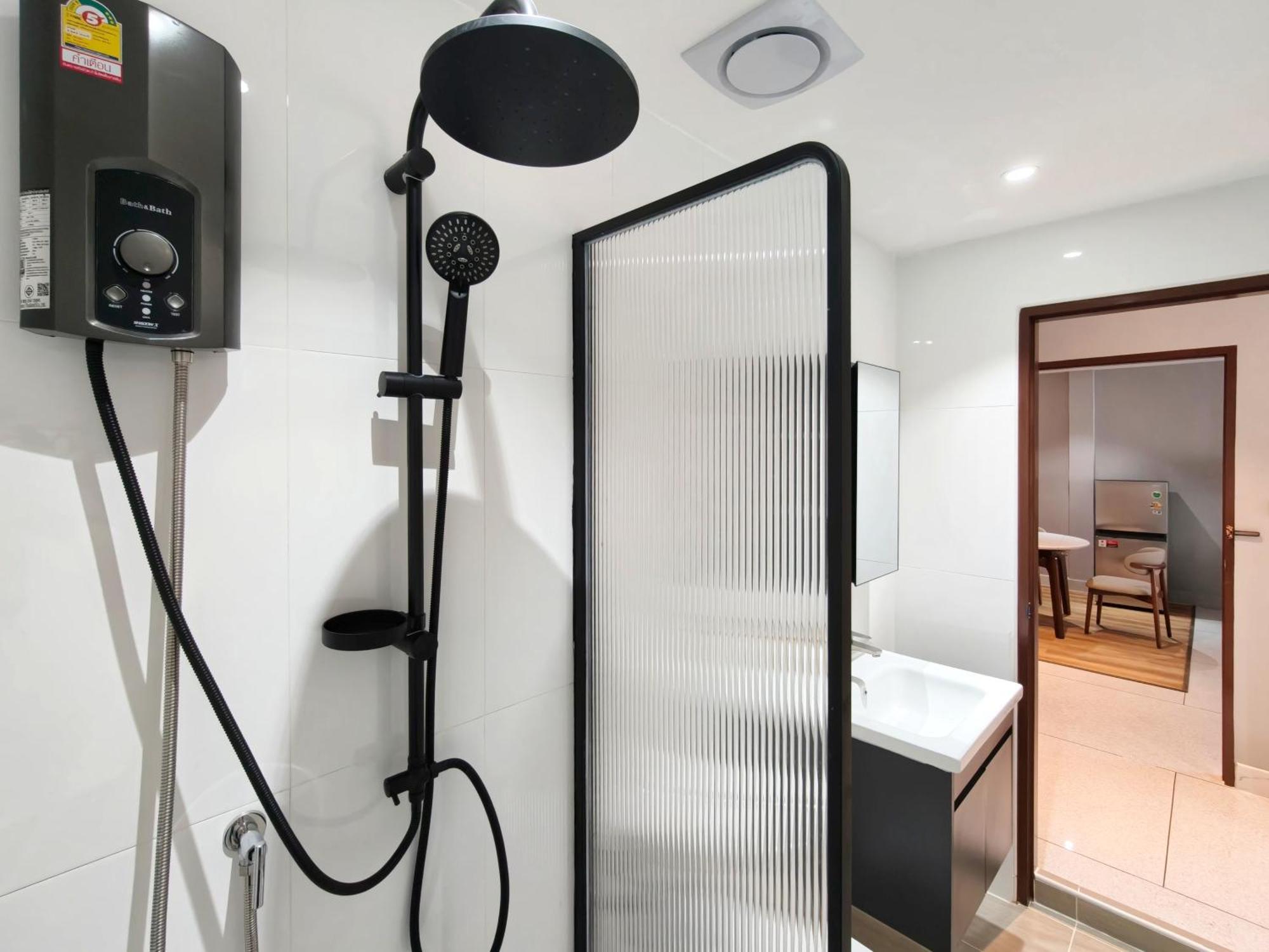 Aparthotel Ab House Bangkok Exterior foto