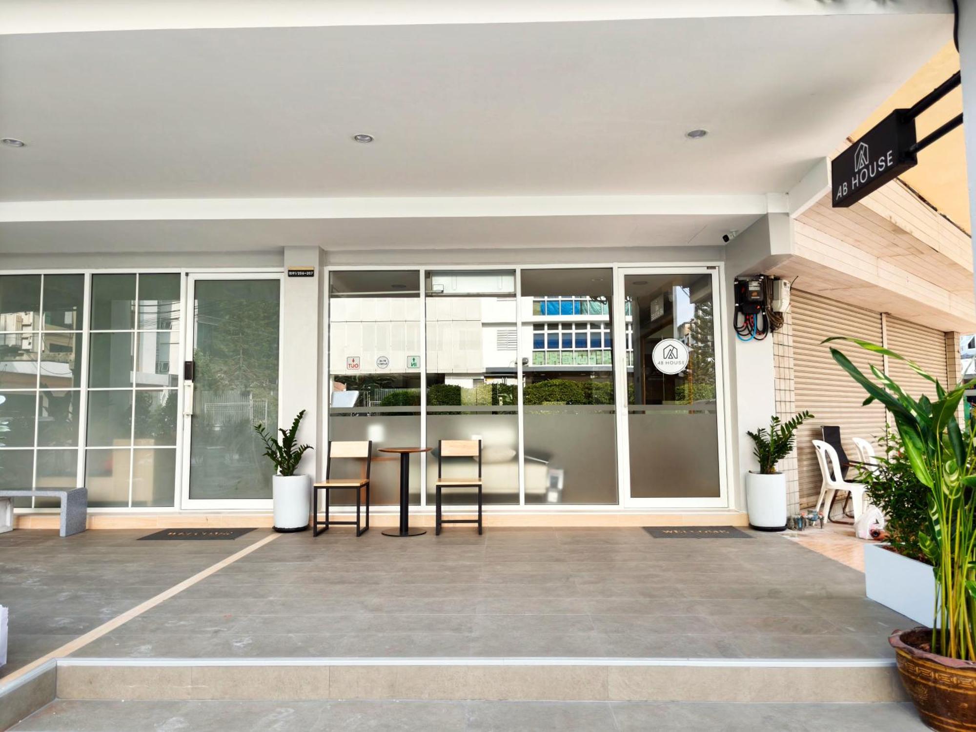 Aparthotel Ab House Bangkok Exterior foto